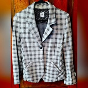 CAbi Valentina jacket size 14